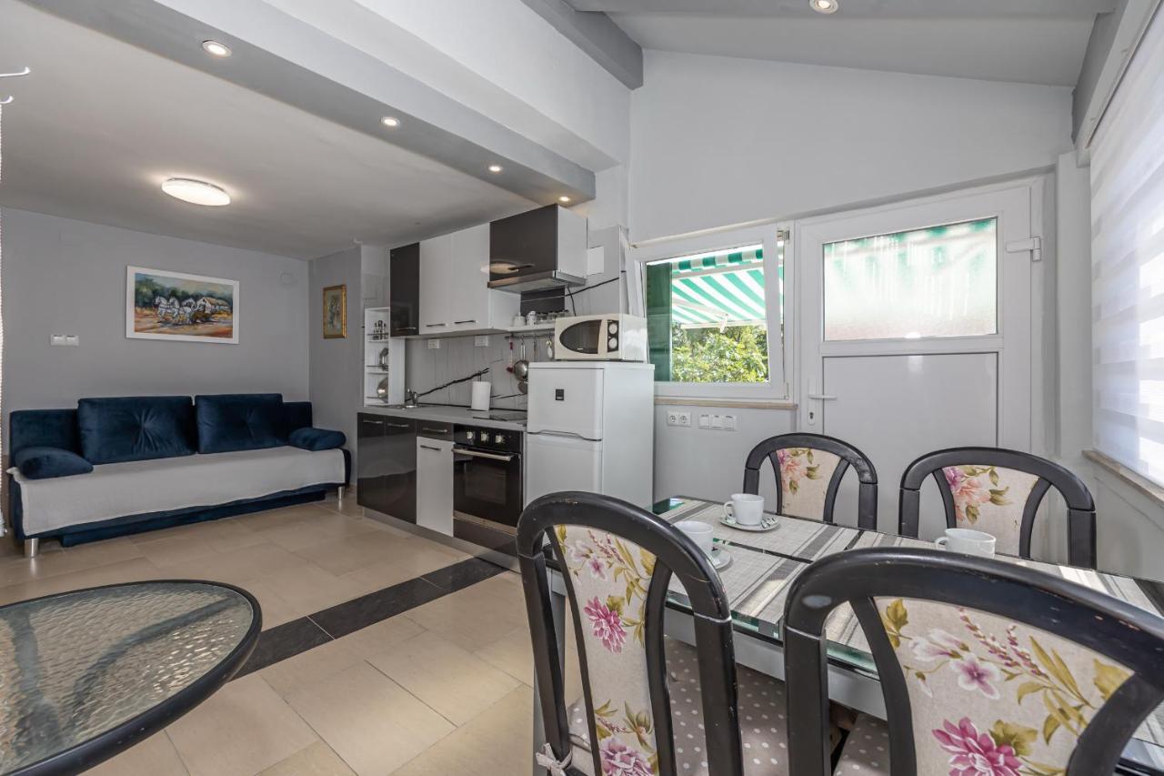 Apartments Lapis Jadranovo Exterior photo